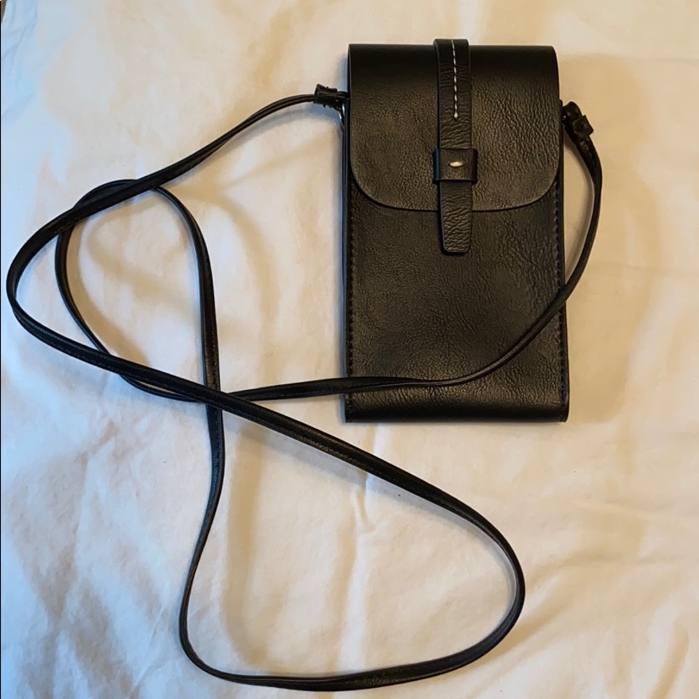 Gap Phone Crossbody Bag